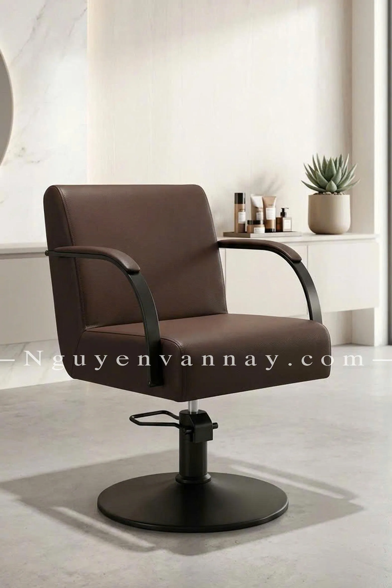 Ghế Barber Chair Phong Cách Hiện Đại - Handcrafted Vietnamese Pottery