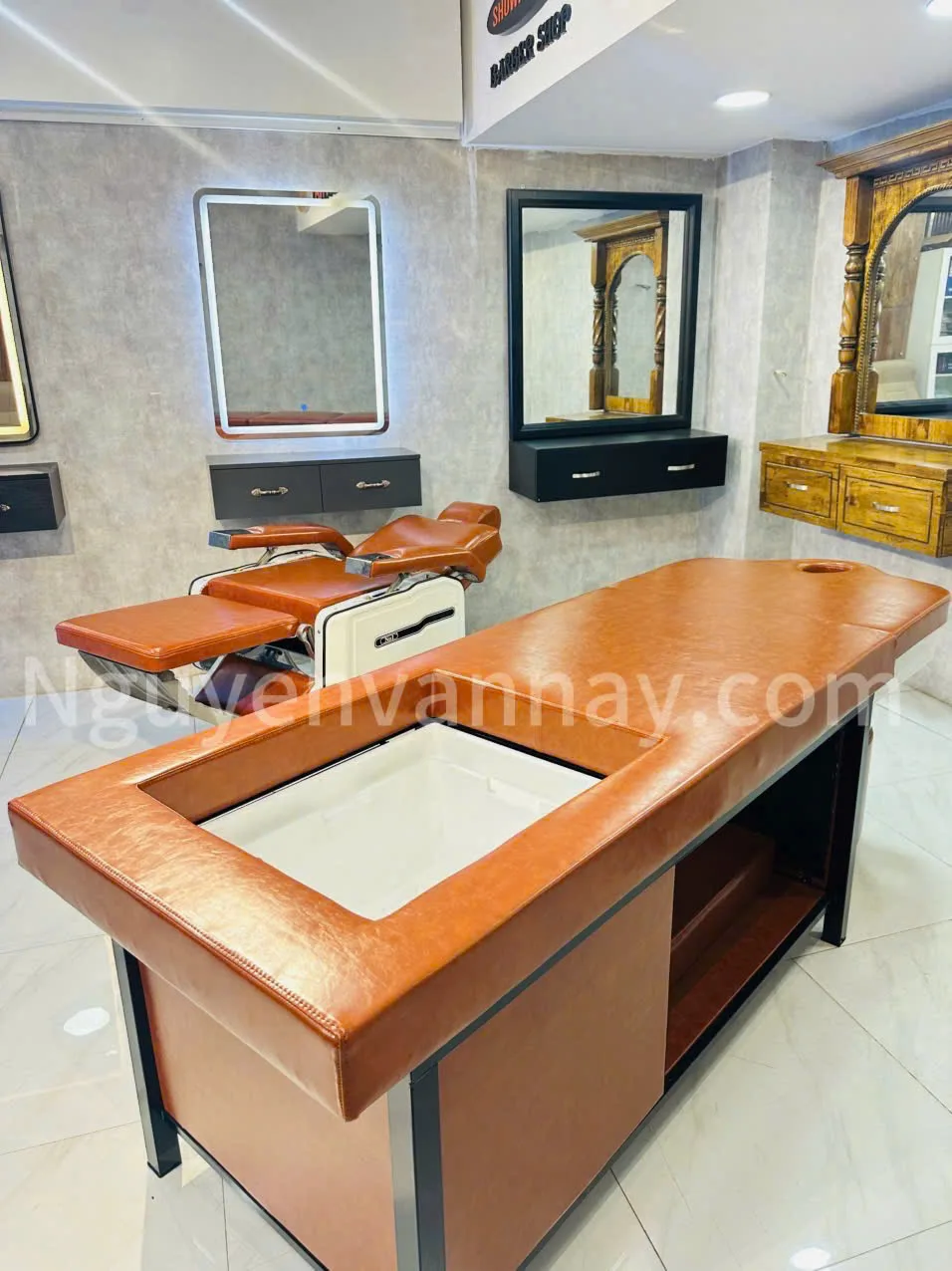 Ghế Cắt Tóc Nam Khung Thép Mạ Chrome